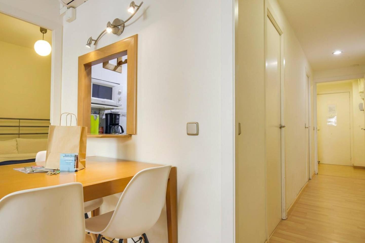 Cozy 2 Bedroom Next To Arc De Triomf Barcelona Ngoại thất bức ảnh