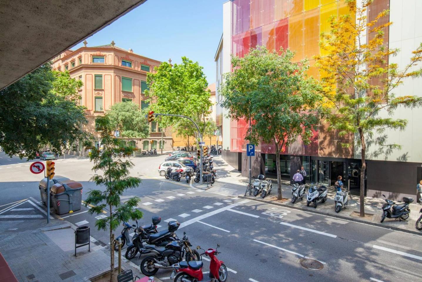 Cozy 2 Bedroom Next To Arc De Triomf Barcelona Ngoại thất bức ảnh